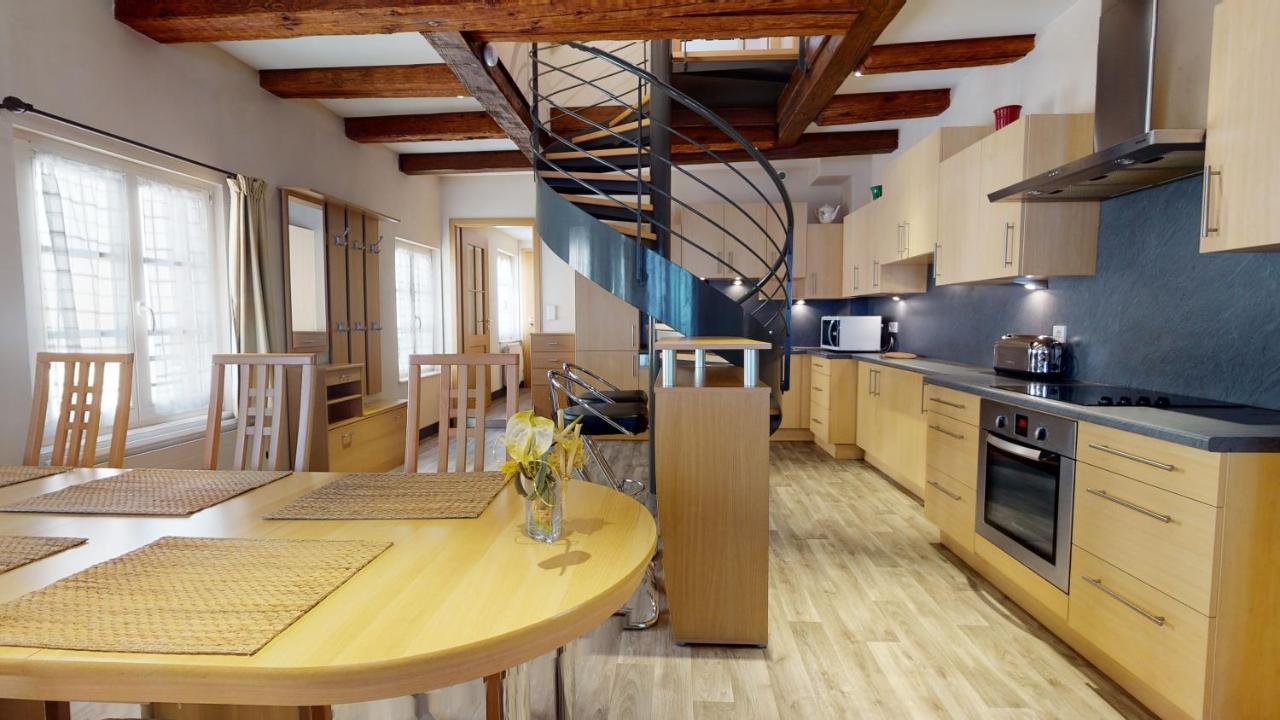 Aux Bijoux De Colmar - 1 Parking Gratuit Apartman Kültér fotó